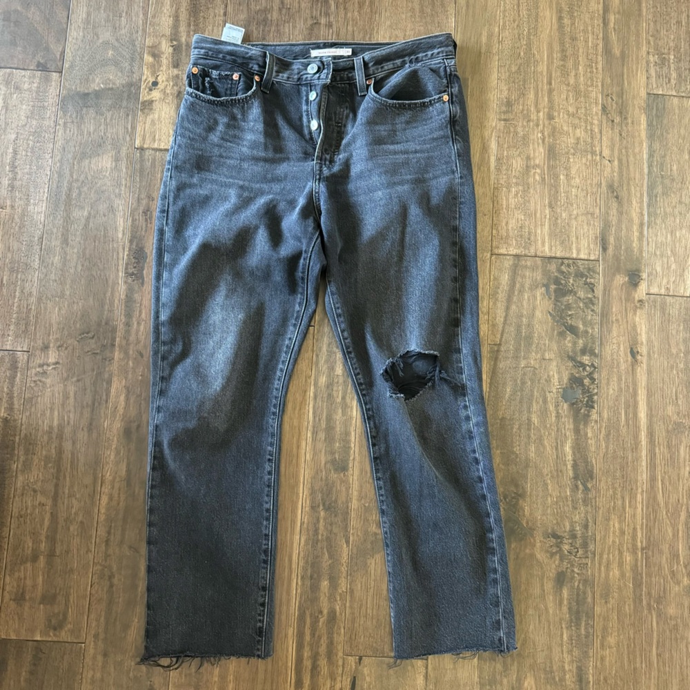 Levi’s Wedgie Straight jeans black distressed